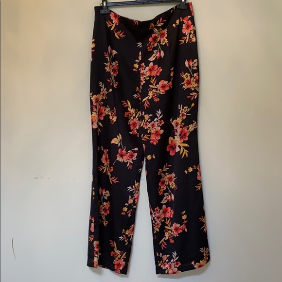 NWT Guess Palazzo Pant - Picture 4 of 8